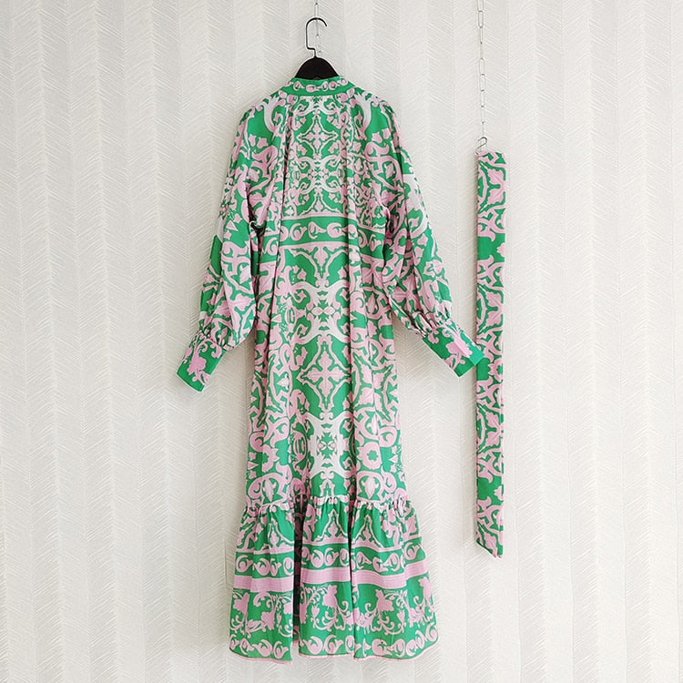 فستان الملكة بيرليسسينت