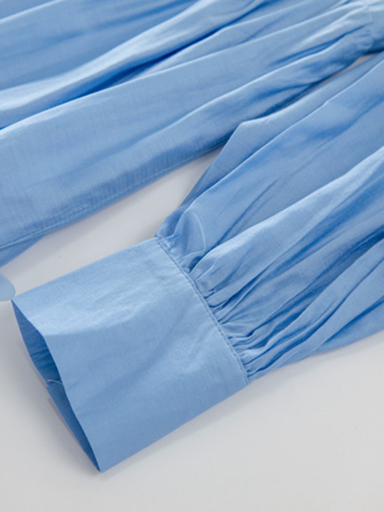 فستان اليانور