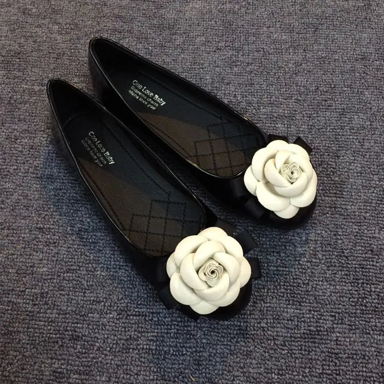 Nasrin Floral Flats