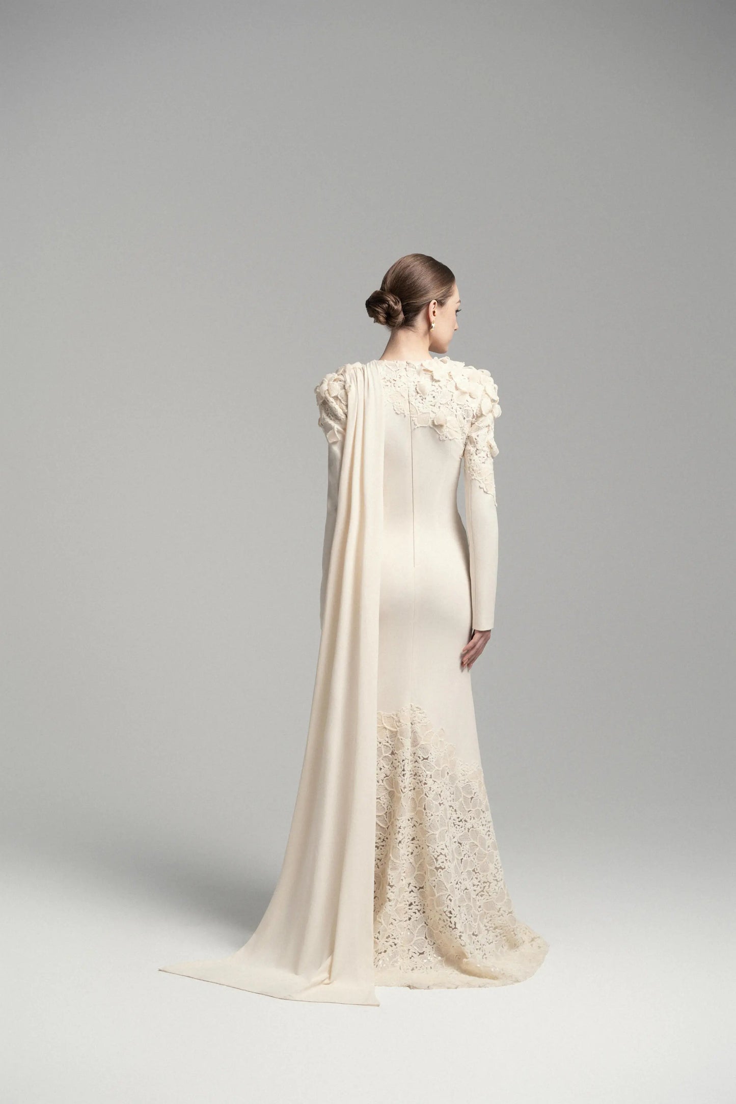 Alluring Lace-Appliqué Mermaid Gown