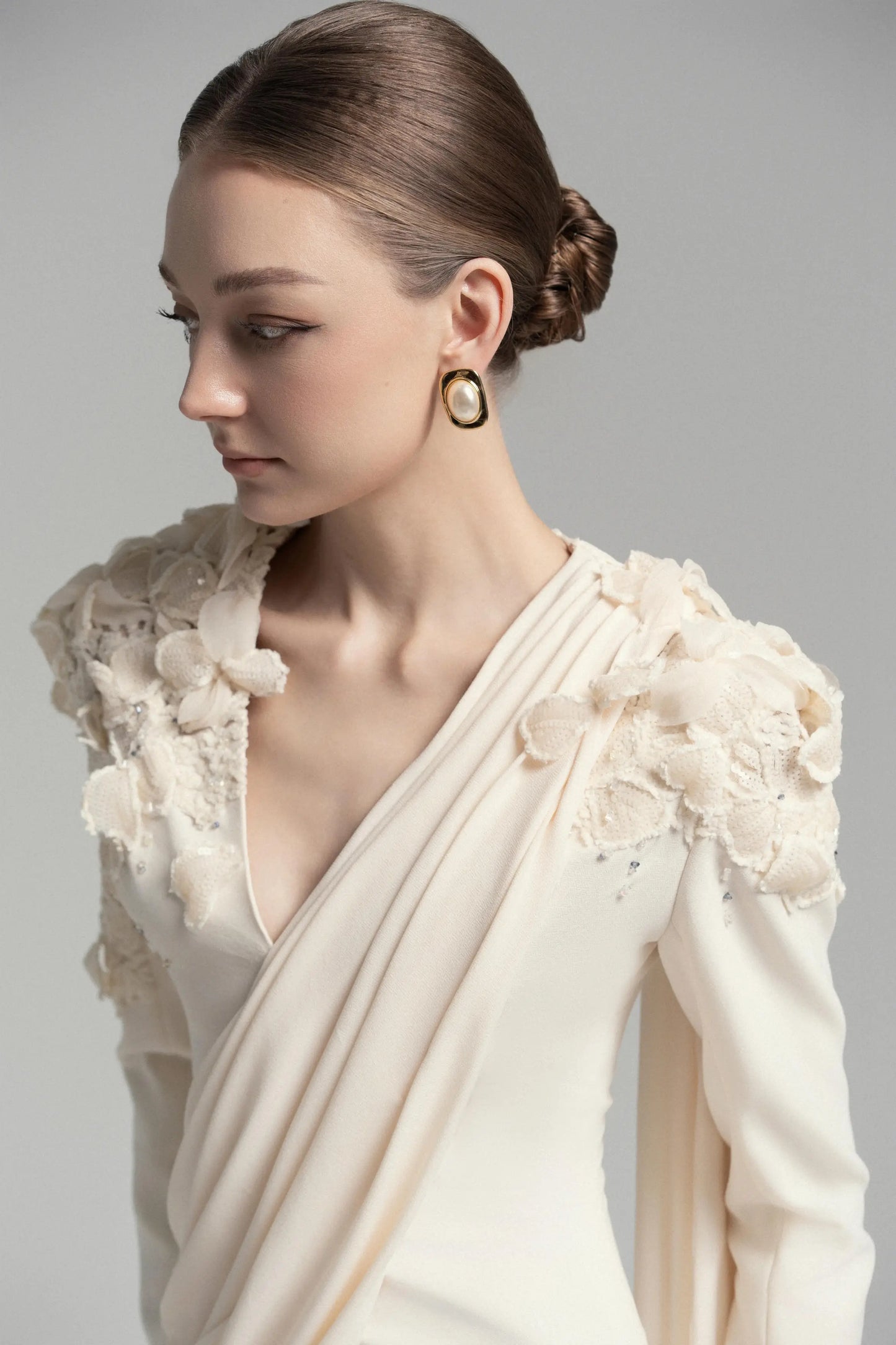 Alluring Lace-Appliqué Mermaid Gown