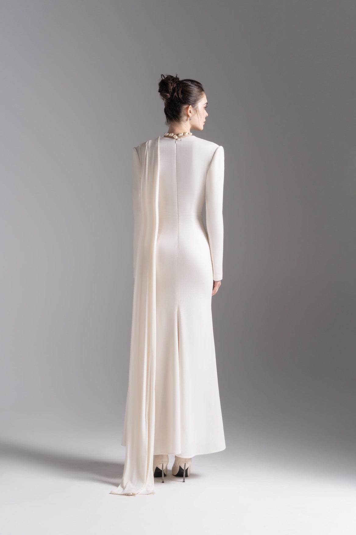 Vest Grace Gown in Light Cream