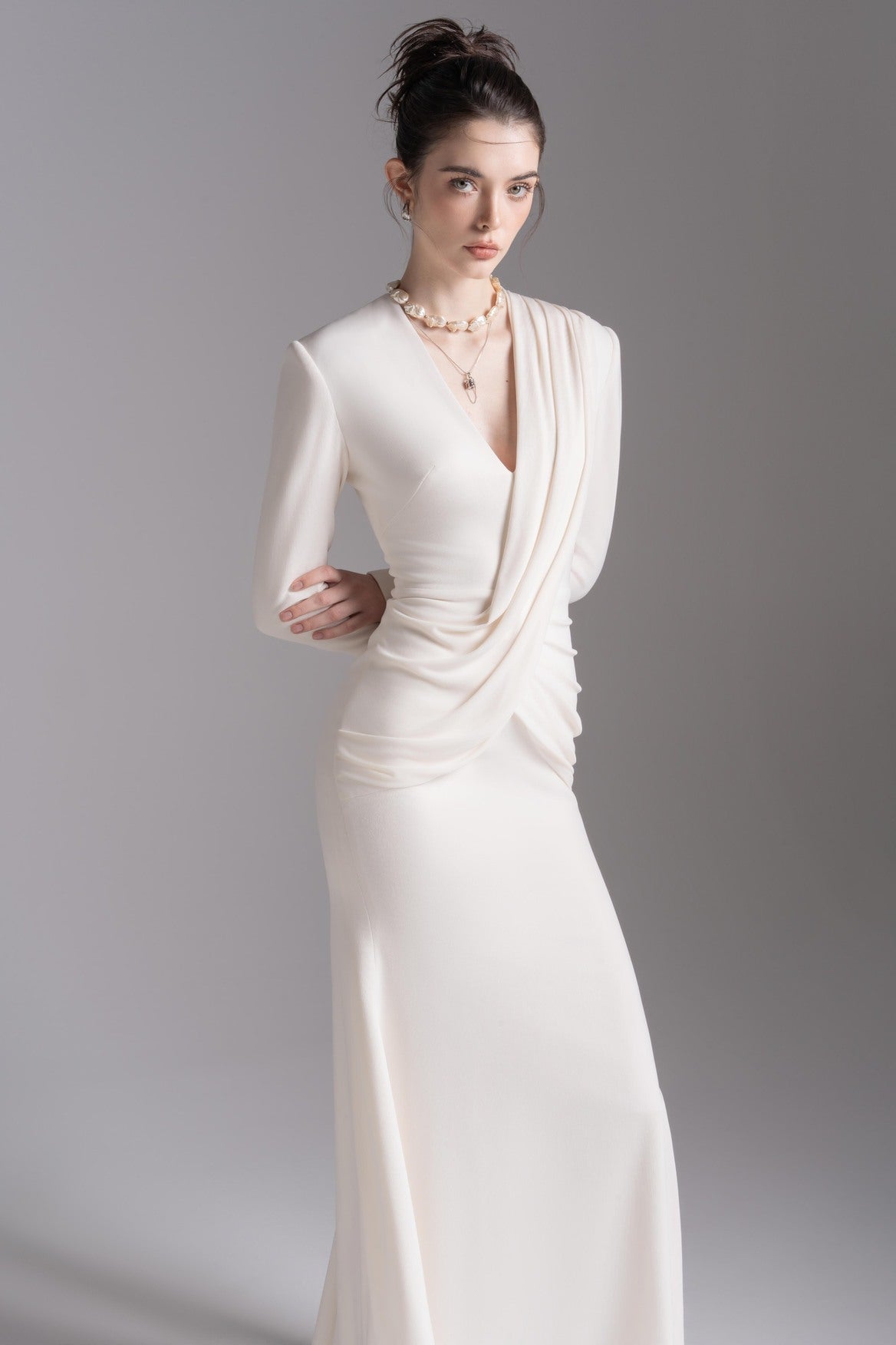 Vest Grace Gown in Light Cream