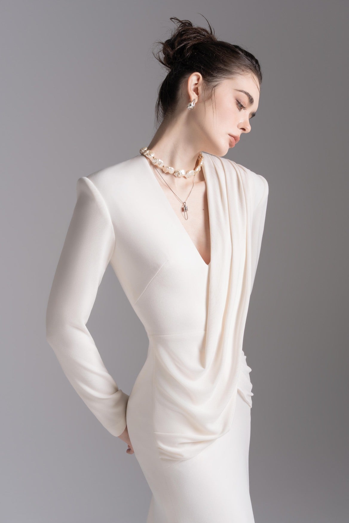 Vest Grace Gown in Light Cream