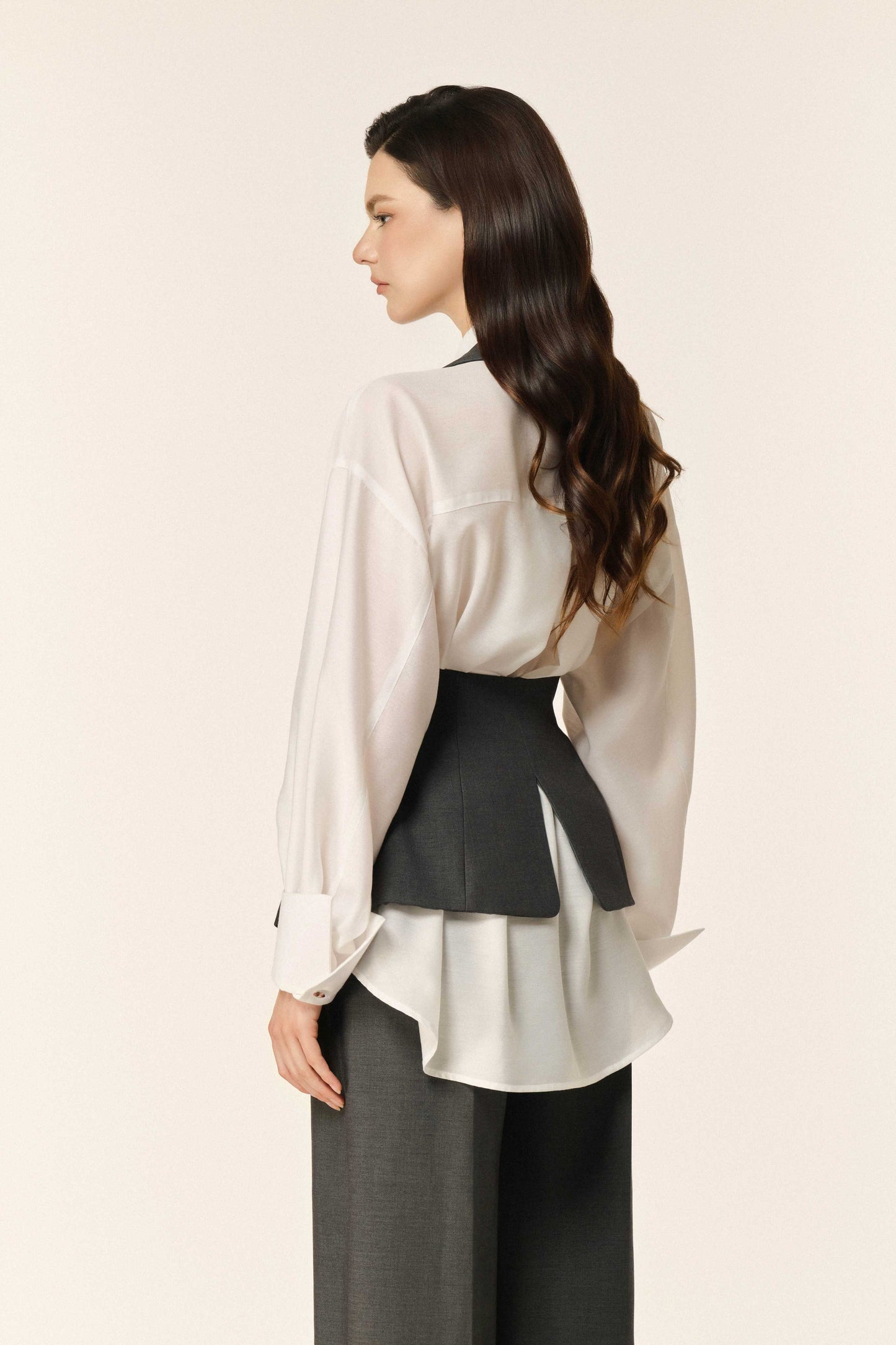 Ease Gilet in Dark Shadow