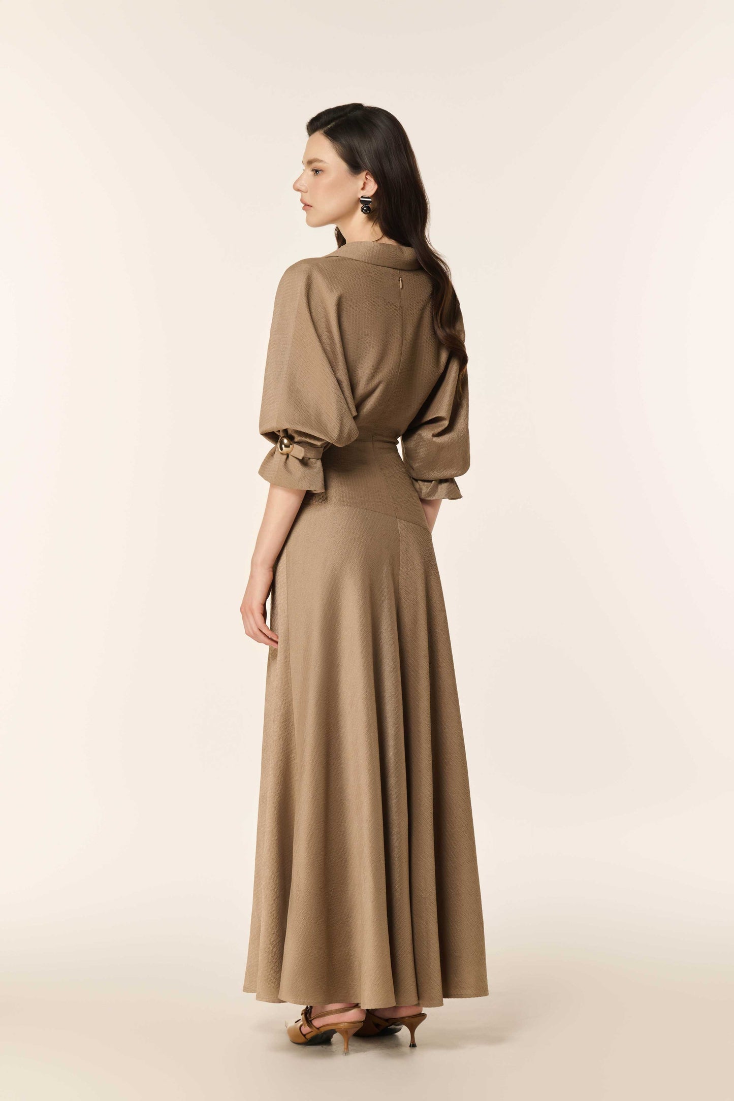 Dewlight Midi Dress in Warm Taupe