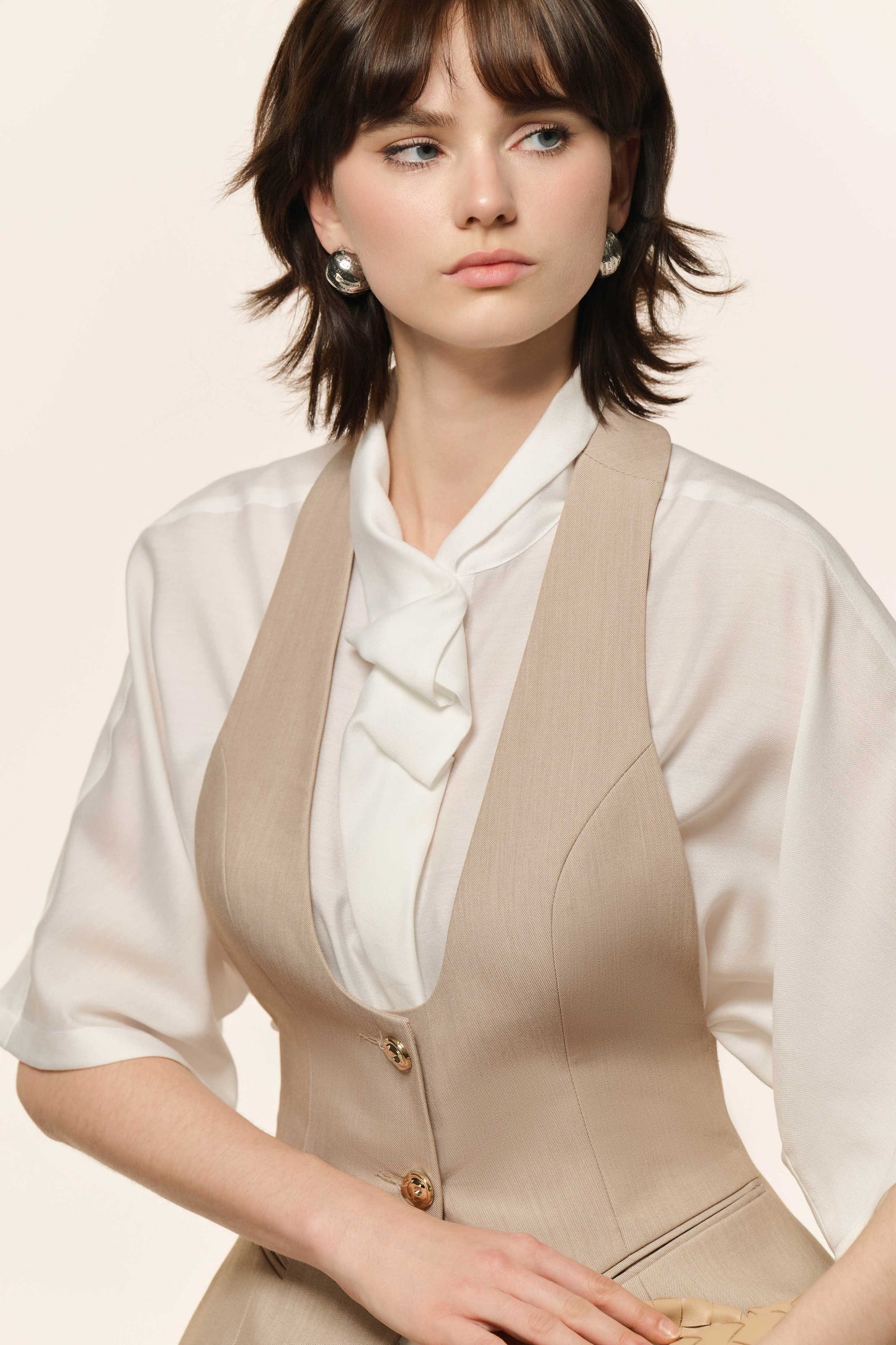 Ease Gilet in Almond Milk