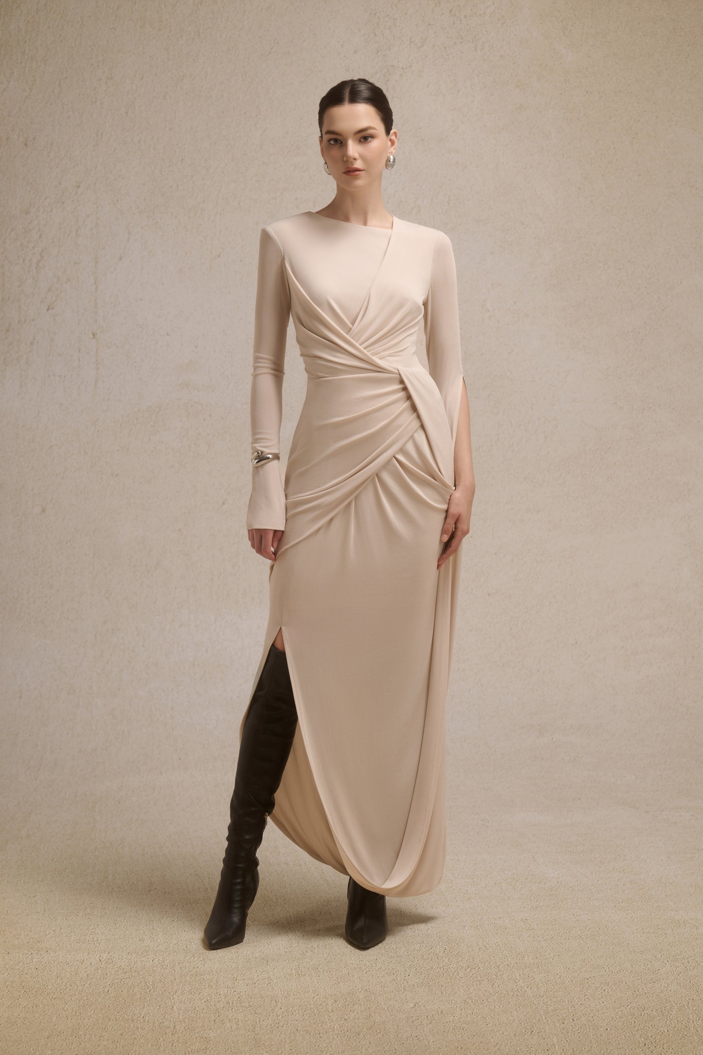 Lunara Tiered Midi in Coconut Cream