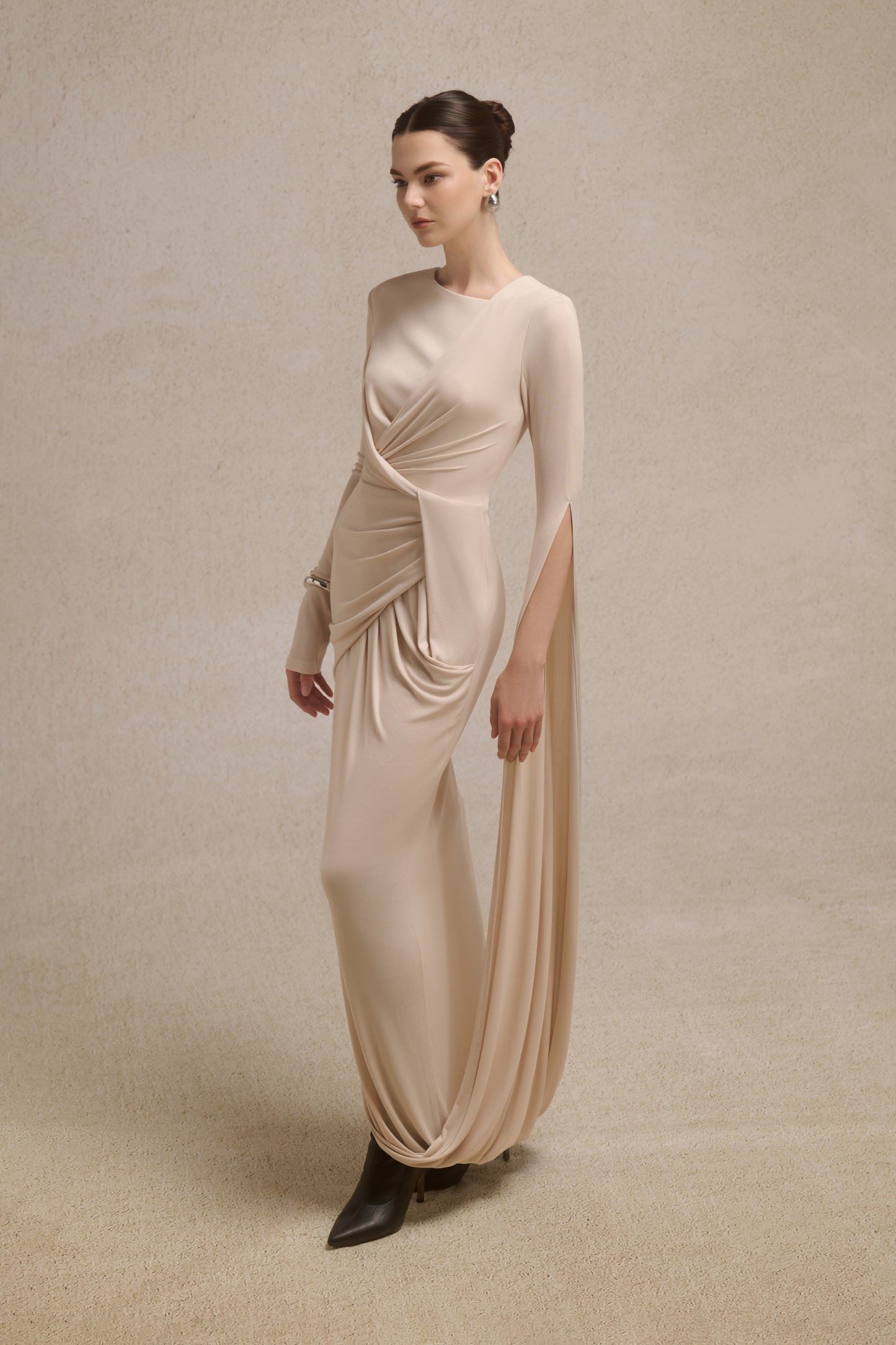 Lunara Tiered Midi in Coconut Cream