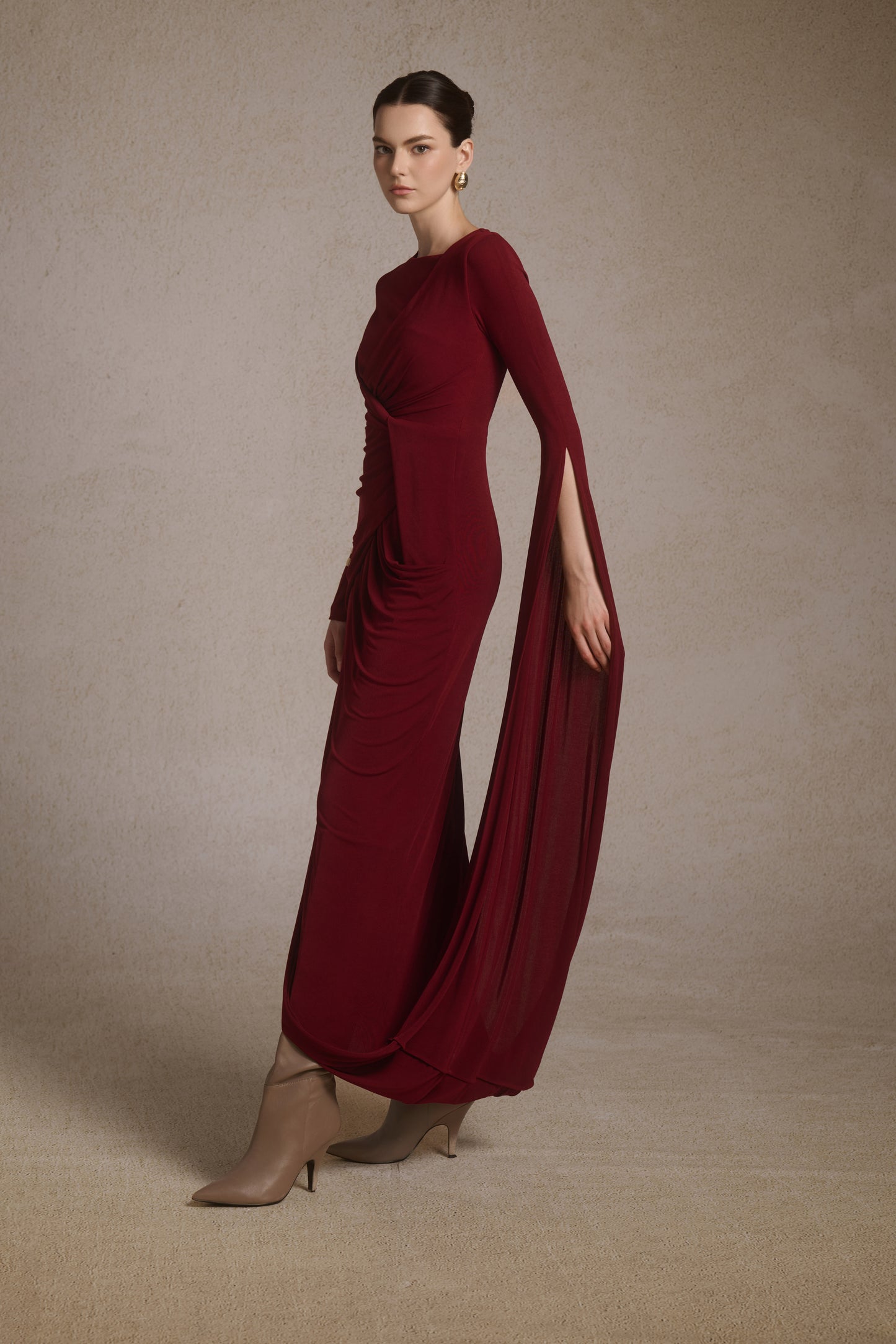 Lunara Tiered Midi in Burgundy