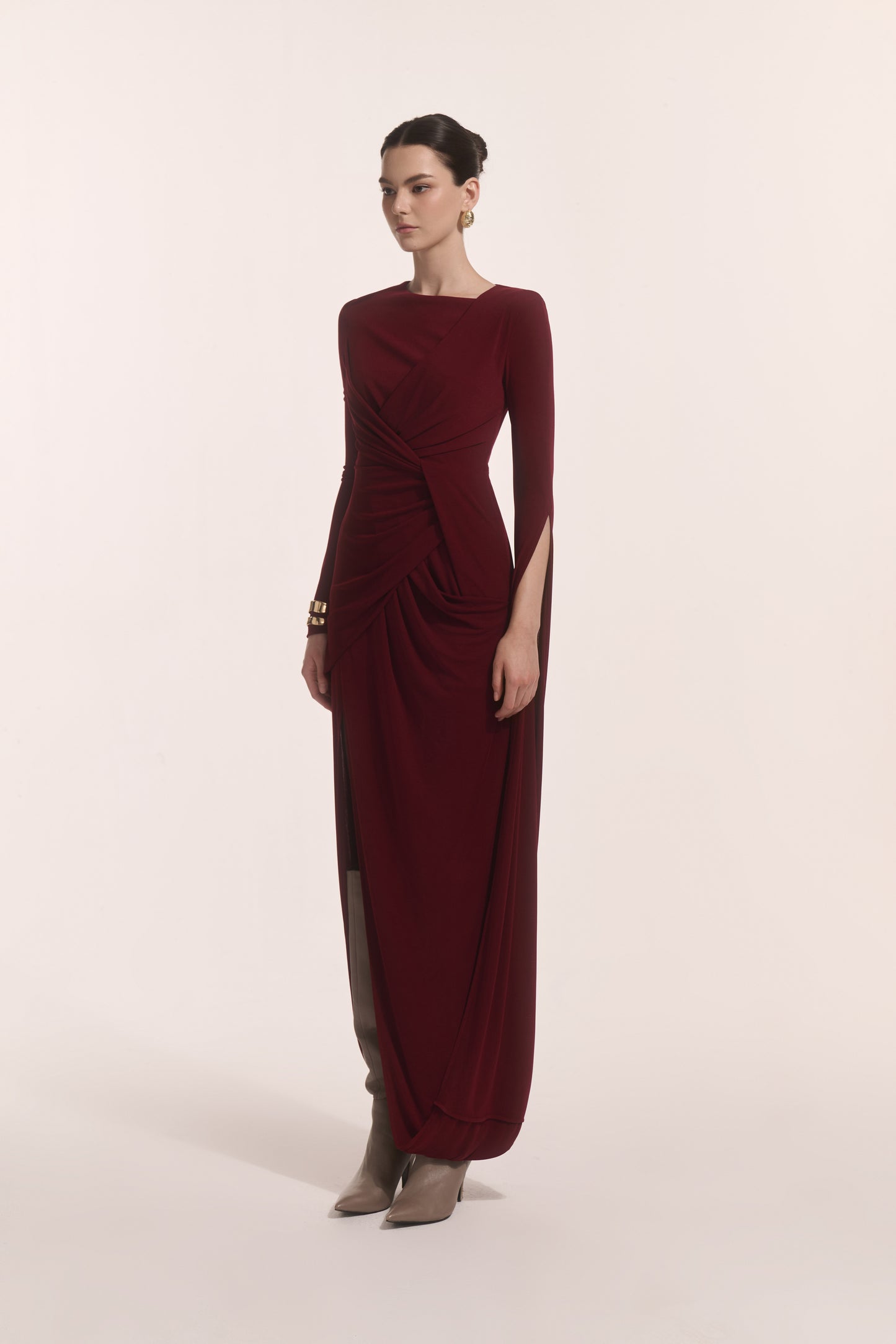Lunara Tiered Midi in Burgundy