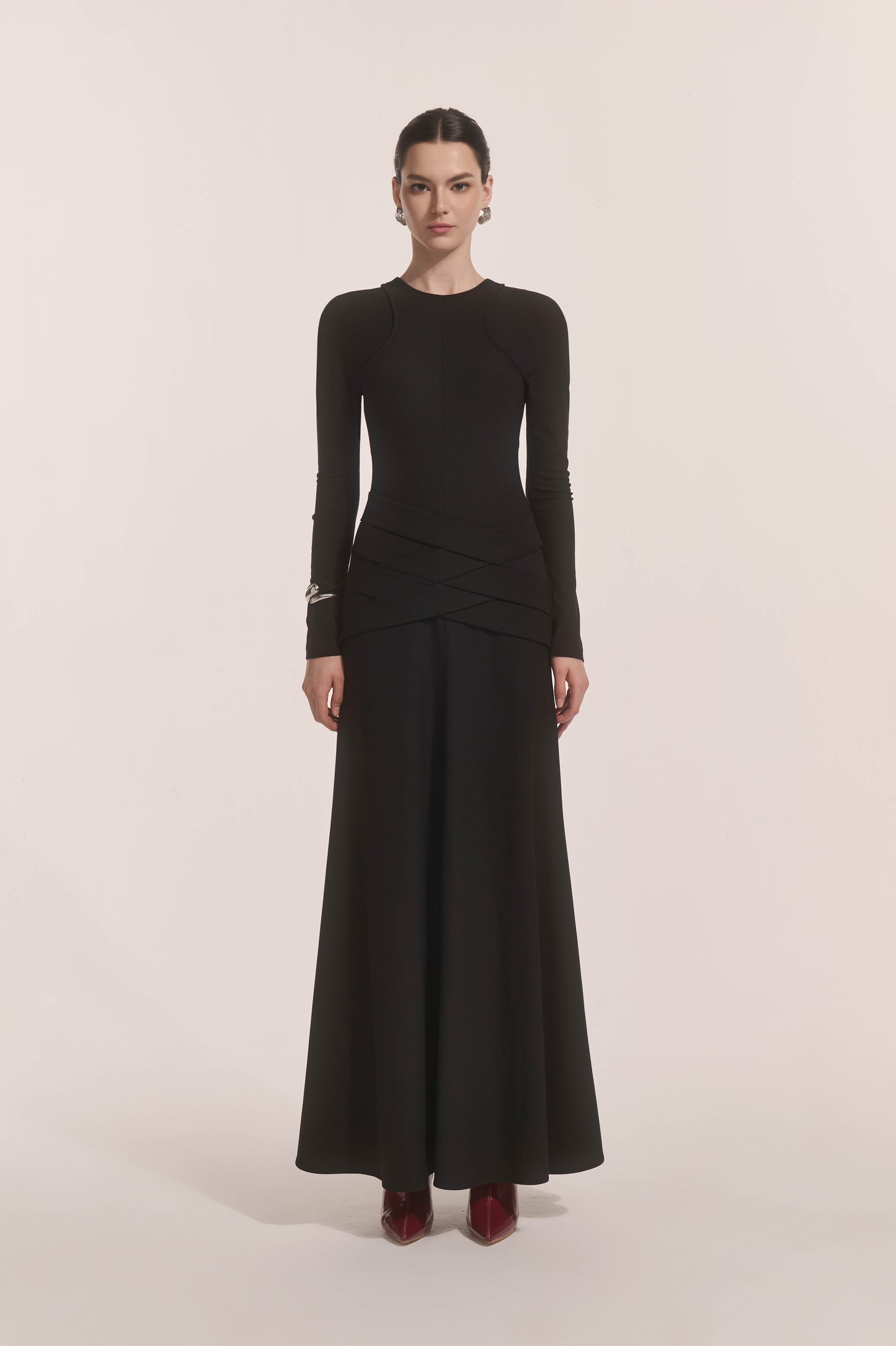 Nyra Lace-Up Midi in Black