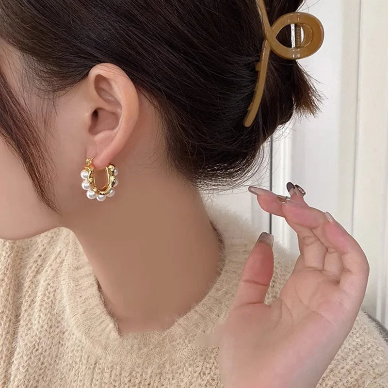 Pearl Glow Earring
